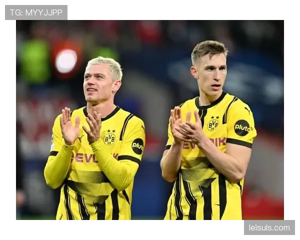 多家媒体确认,多特蒙德后卫施洛特贝克将因累计黄牌停赛缺席次回合 多家媒体确认,多特蒙德后卫施洛特贝克将因累计黄牌停赛缺席次回合